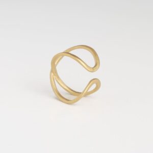 A Kind of Magic Cross Infinite Ring Gold