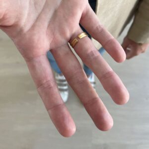 A kind of magic wonderwoman doble ring gold back lady