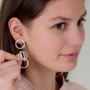 Day into night earrings silver lady