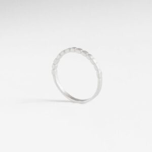 Half flat ring silver