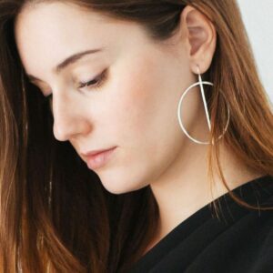 Kam Around Earrings silver lady