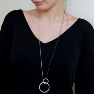 La Cala M Long Circle Necklace Silver Ruthenium Lady