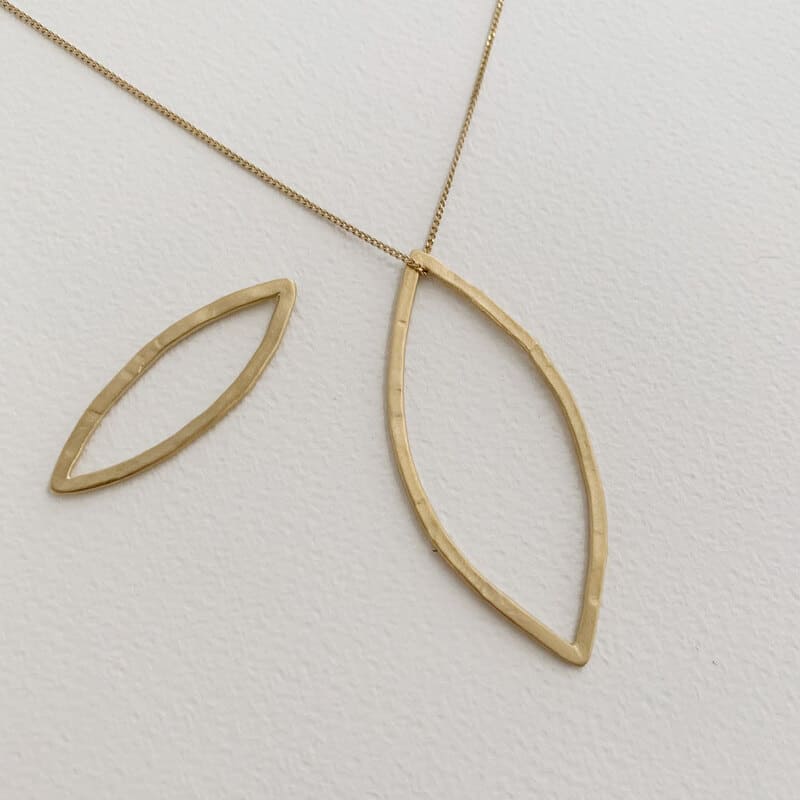 Maria-double-pendant-gold Maria double pendant gold