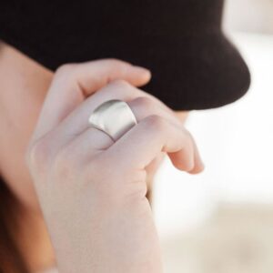 Martita Ring Silver Lady