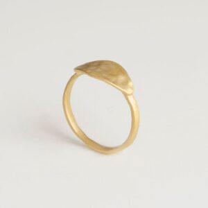 Spring Moon Ring Gold