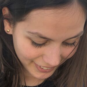 tinny twins earrings gold lady