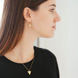 bermuda-triangle-pendant-gold