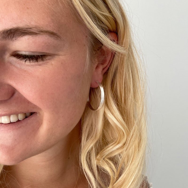 bretagne-L-hoop-earrings-silver-lady bretagne L hoop earrings silver lady