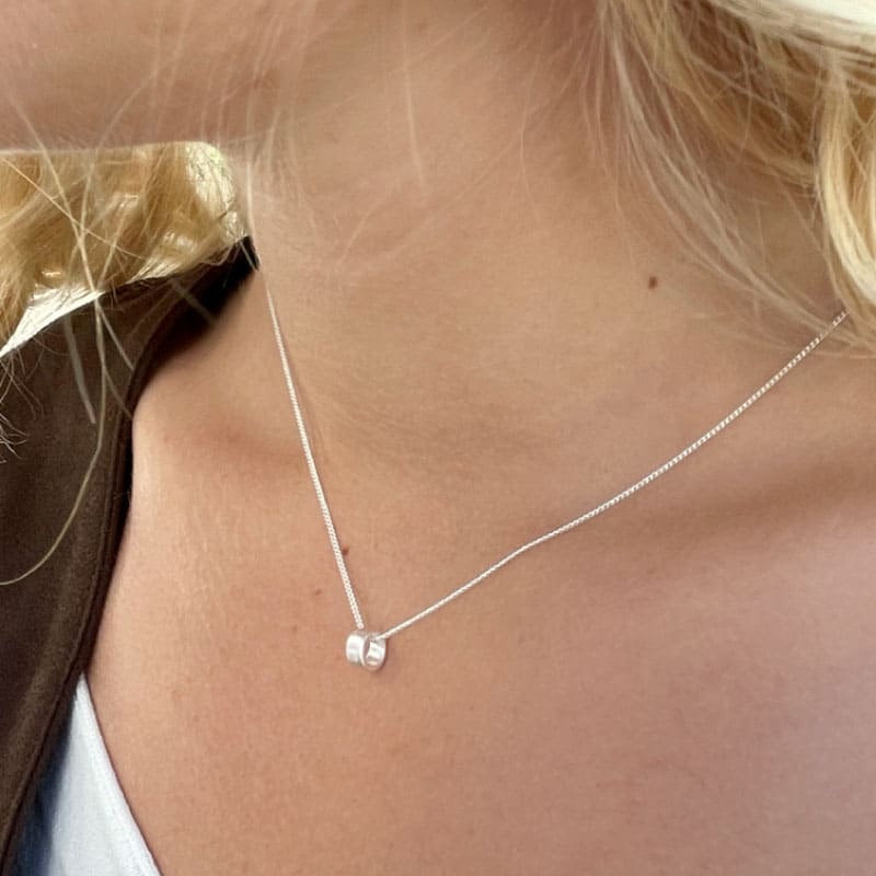 bretagne-pendant-silver-lady Bretagne Little Circle Necklace Silver