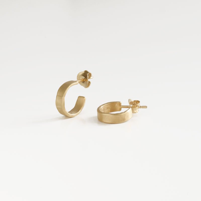 bretagne-small-hoop-earrings-gold bretagne small hoop earrings gold