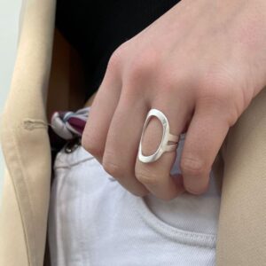 La-Cala-Oval-Ring-Silver-Lady-Blog