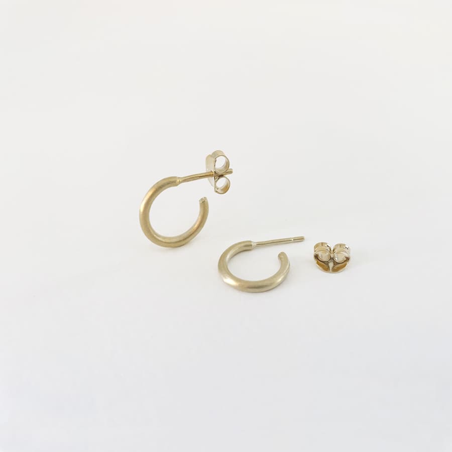 London S hoop earrings Gold London S hoop earrings Gold