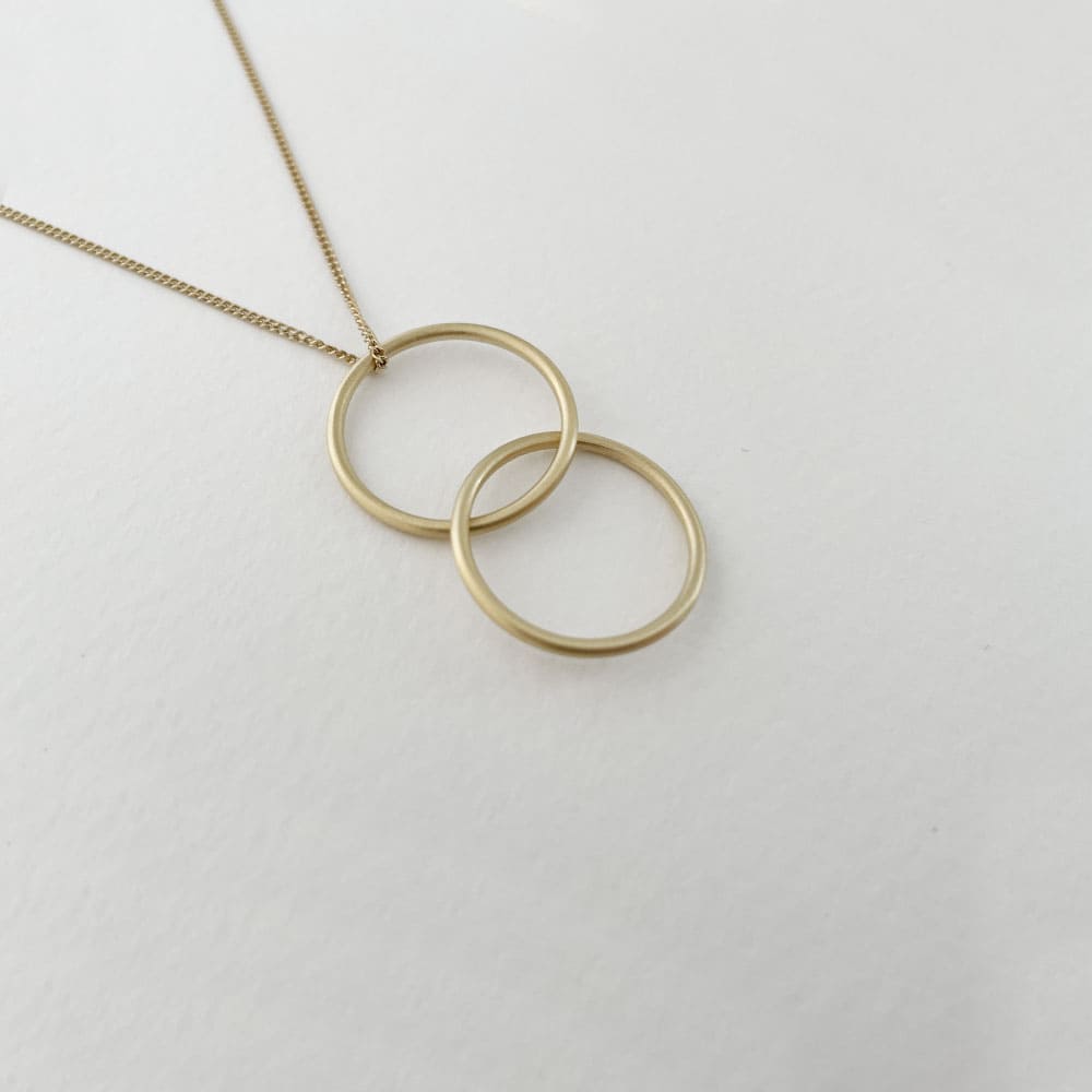 London Twin M pendant Gold London Twin M pendant Gold