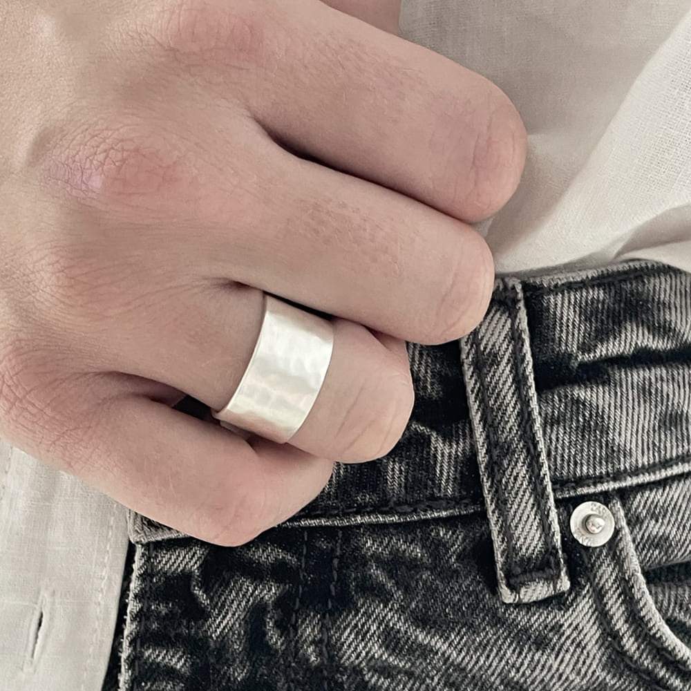 Miss Lemon Big Ring Silver